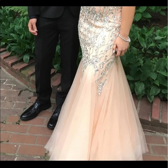 PROM DRESS - Picture 6 of 7